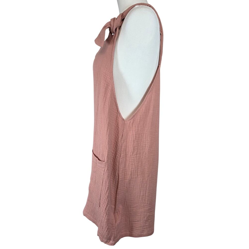 NWT Cupshe Pinafore Gauze‎ Romper w/Tie Shoulders & Pockets Soft Coral - Picture 3 of 9
